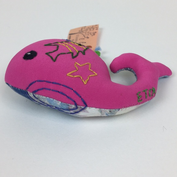 One handmade whale 🐳 keychain ornament - Picture 3 of 4